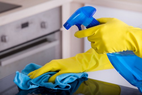 Deep cleaning bathroom during move out cleaning